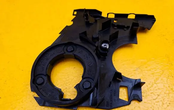 Audi A6 S6 C8 4K Timing belt guard (cover) 05L109143A
