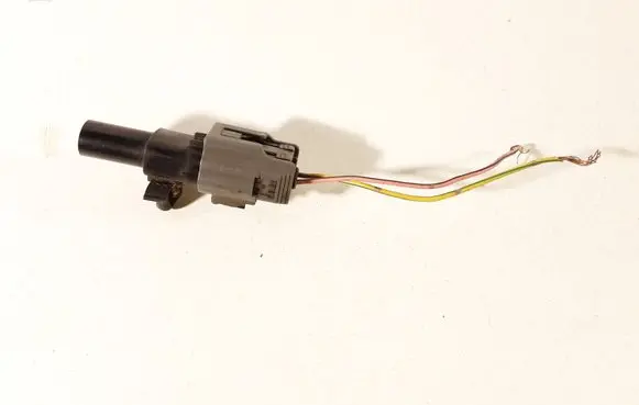 Mazda 3 I Outside/exterior temperature sensor 