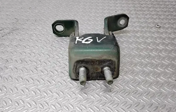 Suzuki Grand Vitara II Rear door upper hinge