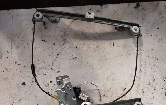 Renault Kangoo II Front door window regulator with motor 1719421T12 4020S7A 14050917