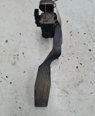 Opel Zafira A Accelerator throttle pedal 9202341