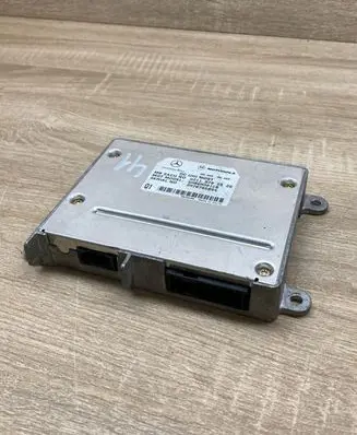 Mercedes-Benz E W211 Bluetooth control unit module A2118705526