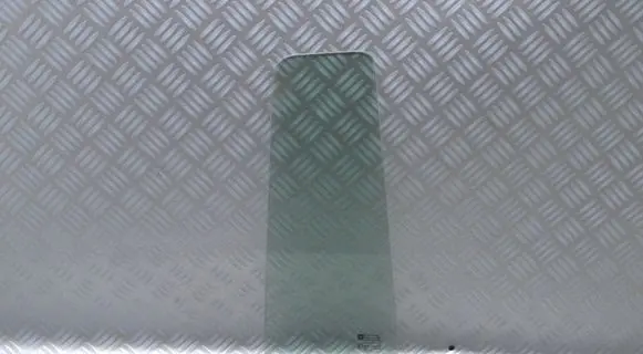 Opel Zafira B Rear door window glass
