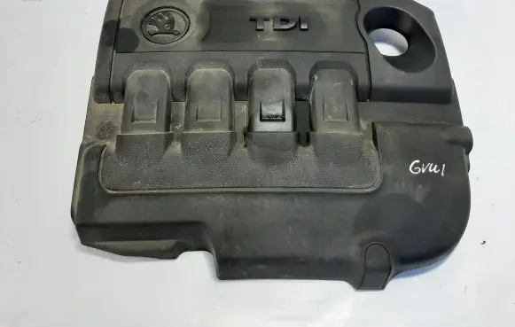 Skoda Superb B8 (3V) Engine cover (trim) 04L103925T 04L103954T
