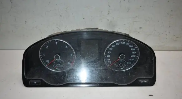 Speedometer (instrument cluster)