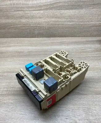Lexus RX 300 Fuse module 092006GU