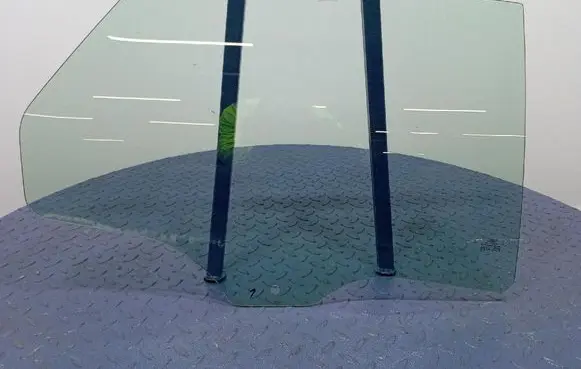 Ford Mondeo MK I Rear door window glass 
