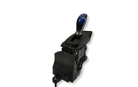 Toyota Prius+ (ZVW40) Gear shifter/selector 75G615RHD