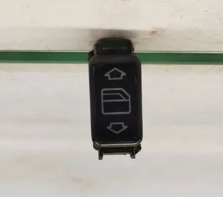 Mercedes-Benz E W124 Electric window control switch 1248204510