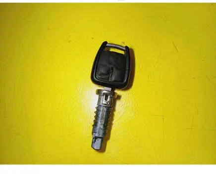 Opel Vectra C Ignition lock 
