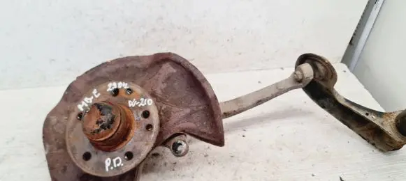 Mercedes-Benz E W210 Front wheel hub spindle knuckle 2102301Z88 2102301