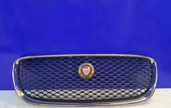 Jaguar XF X260 Front bumper upper radiator grill GX6M018K28C GX63018K28A