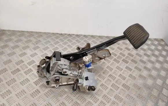 Volvo V60 Brake pedal 31317447