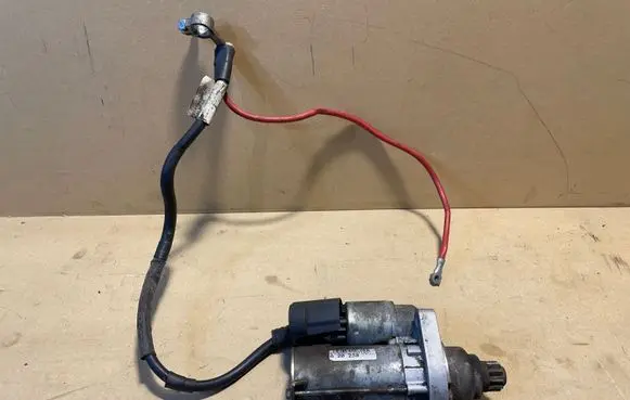 Volkswagen PASSAT B6 Starter motor 1K0971228L