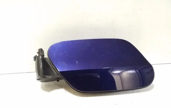 Volkswagen Golf VIII Fuel tank cap 5H0809857D 04E010012R