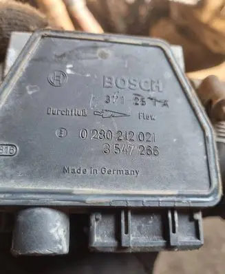 Volvo S40, V40 Mass air flow meter 3547266 0280212021 371251A