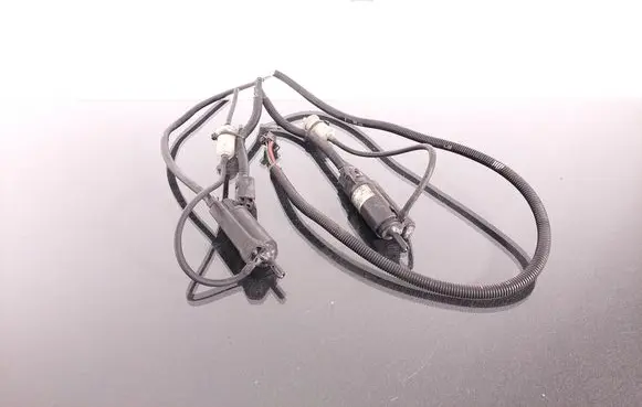 Volvo S40, V40 Windscreen/windshield washer pump 21189159 8189171