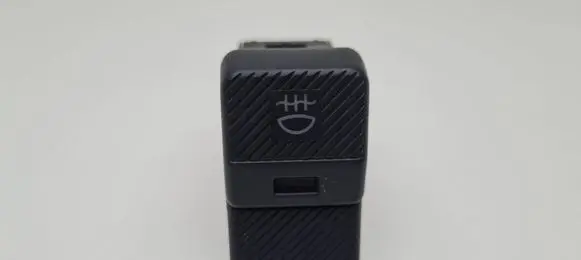 Fog light switch