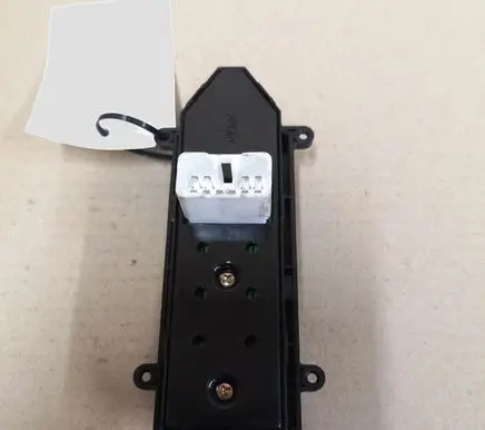 Hyundai Santa Fe Electric window control switch 371510
