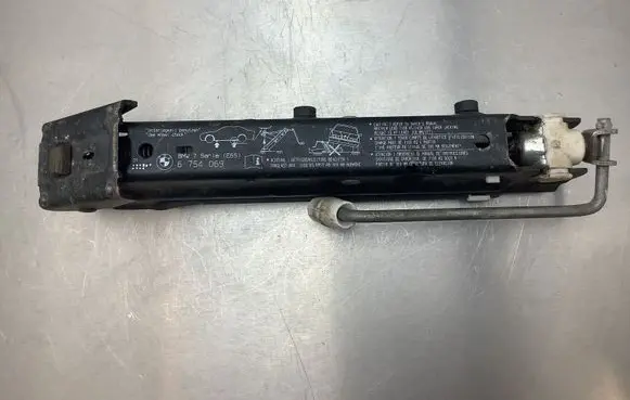 BMW 7 E38 Lift Jack 6754069