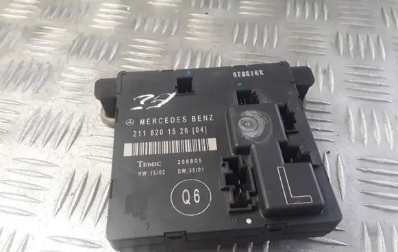 Mercedes-Benz E W211 Door control unit/module 2118201526 211820152604