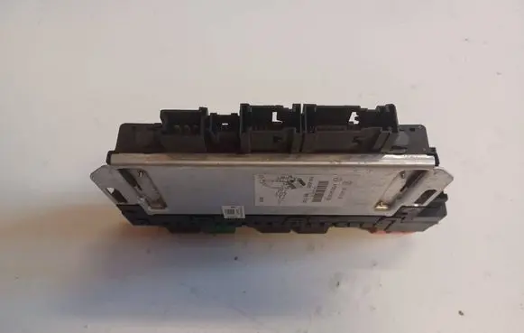 Mercedes-Benz S W220 SAM control unit A0325458332