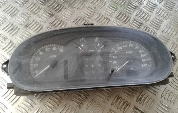 Renault Scenic I Speedometer (instrument cluster) 8200038772