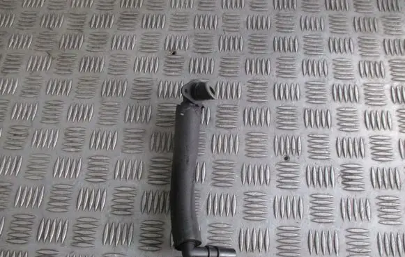 BMW 3 E46 Vacuum valve 7512581