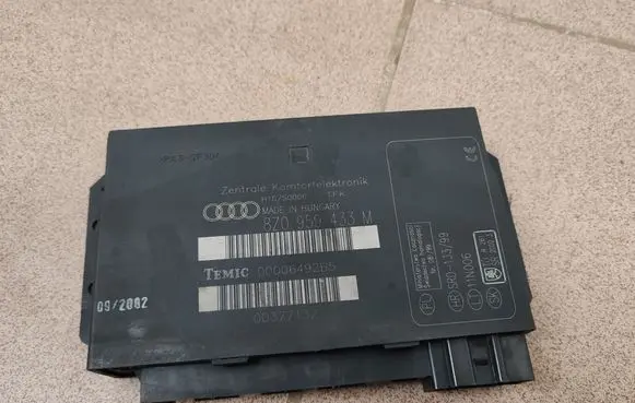 Audi A2 Comfort/convenience module 8Z0959433M