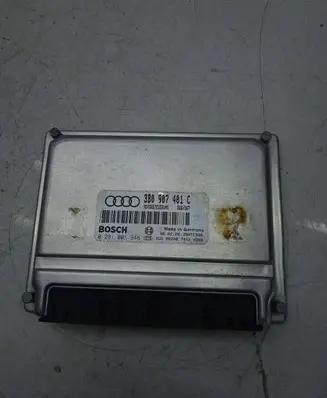 Volkswagen PASSAT B5 Engine control unit/module 3B0907401C