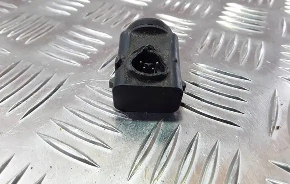 Mercedes-Benz E W211 Front parking sensor holder (PDC) 0015427418 0263003167