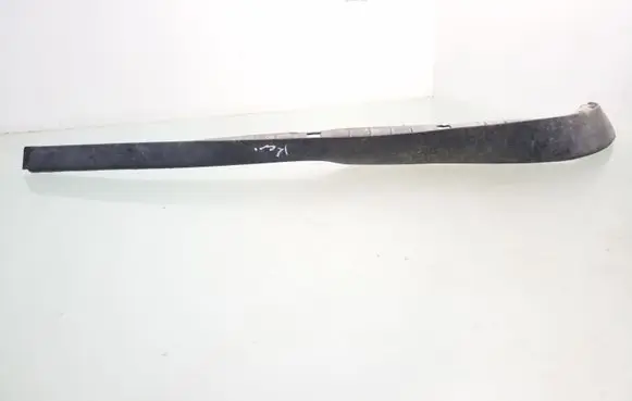 Opel Astra G Front bumper lip 90559496