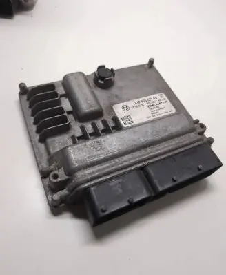 Seat Ibiza I (021A) Engine control unit/module 03P906021AA 03P906021BC 28317462