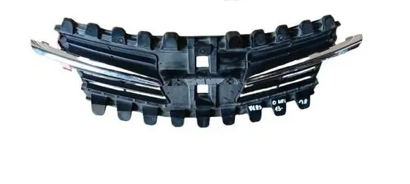Toyota Verso Front bumper upper radiator grill 531110F060