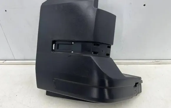 Man TGE 1gen Rear bumper corner part panel trim 7C0807321B