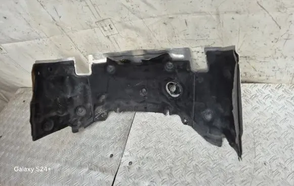 Heat shield in engine bay