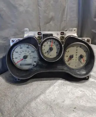 Toyota RAV 4 (XA10) Speedometer (instrument cluster) 838004A041