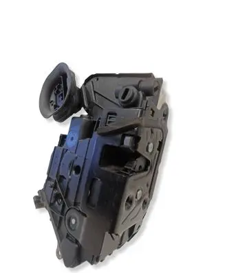 Volkswagen Golf VI Rear door lock 5K4839016H