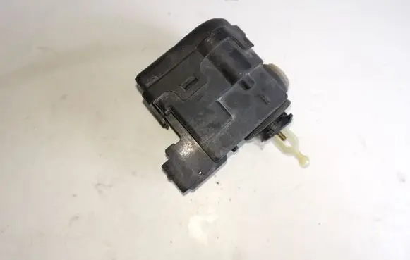 Renault Laguna II Headlight level adjustment motor 8200006664