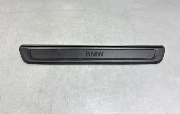 BMW 3 G20 G21 Front sill trim cover 7407377