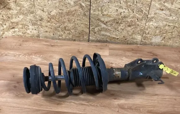 Opel Insignia A Front shock absorber/damper 13245966