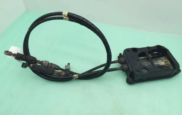 Subaru Outback Gear shift cable linkage