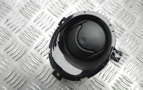 Nissan Juke I F15 Rear air vent grill 687P400A26