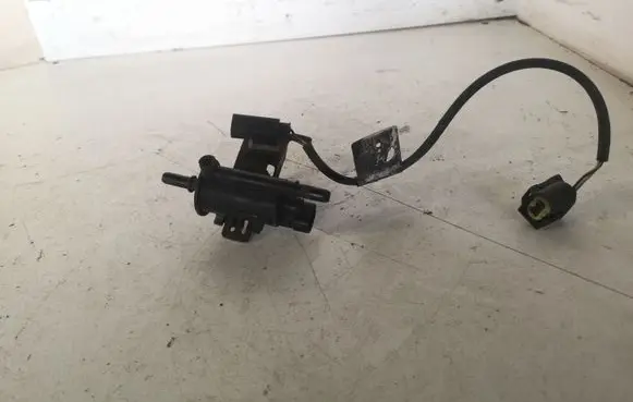 Mini One - Cooper R50 - 53 Turbo solenoid valve 1997278