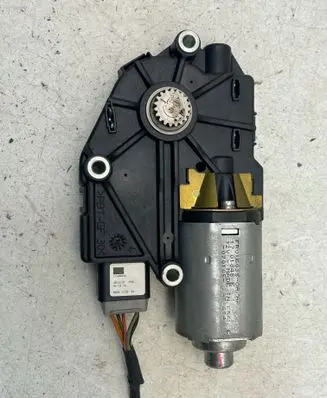 KIA Sportage Sunroof motor/actuator 1701848E 070105