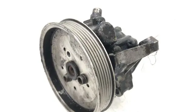 Audi A6 S6 C6 4F Power steering pump 06E145393B