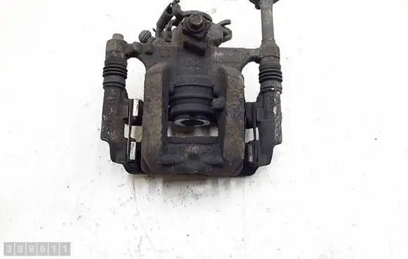 Opel Astra J Rear brake caliper