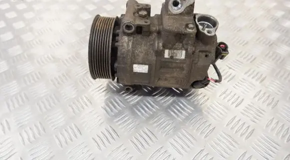 Land Rover Discovery 3 - LR3 Air conditioning (A/C) compressor (pump) 8H2219D623CA