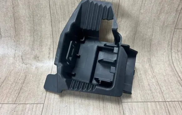 Mercedes-Benz C W206 Rear bumper mounting bracket A2068851504 79358