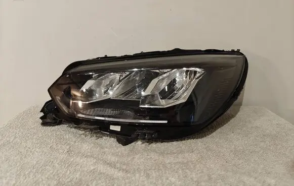 Peugeot 208 II Headlight/headlamp 9833036380